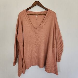 Free People Oversized Coral Sweater Size M